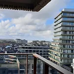 Modern 2-Bedroom Apartment Near The Beach Of Ostend T102