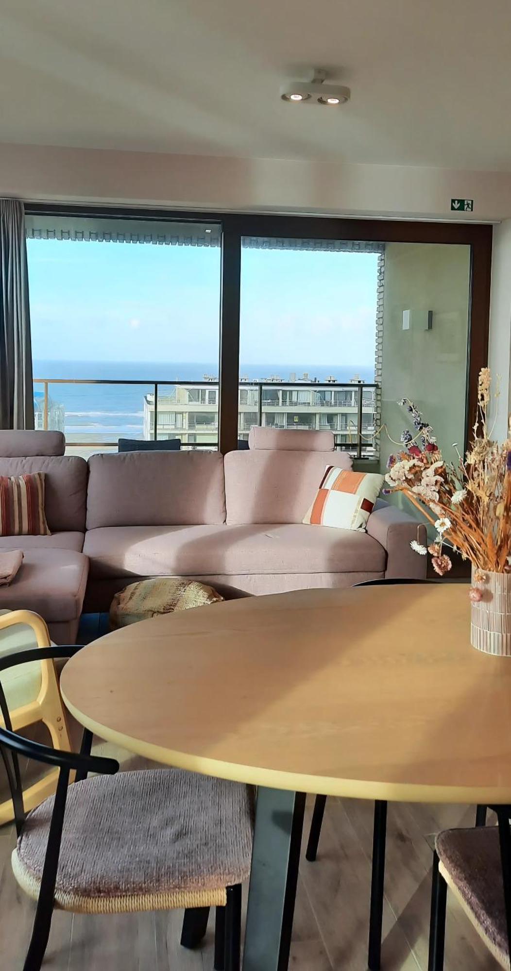 Modern 2-bedroom Near The Of T102 Appartement
